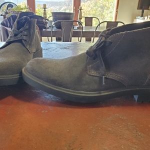 Frye and Co chukka boots